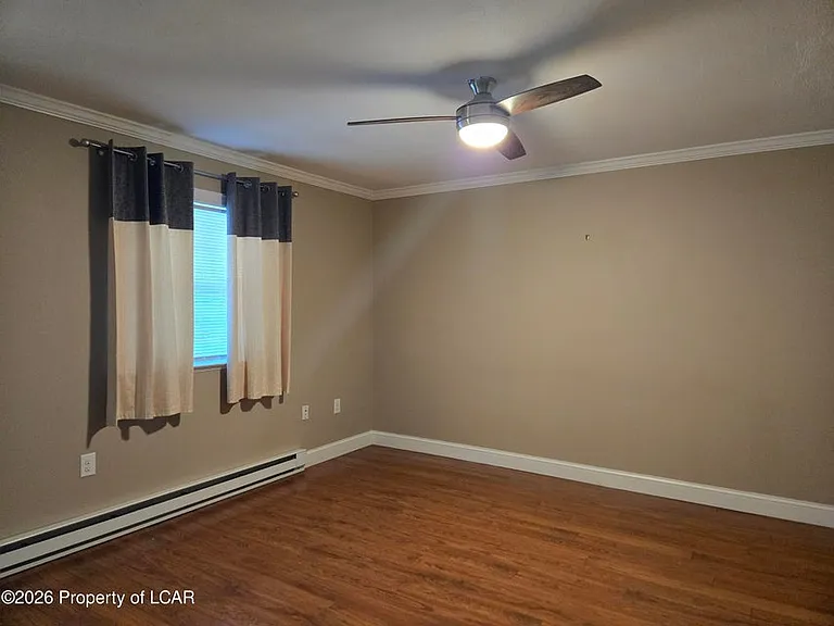 48 Saratoga Ct — Photo 18
