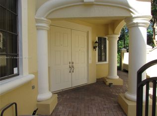 1511 Passion Vine Cir #1-2, Weston, FL 33326