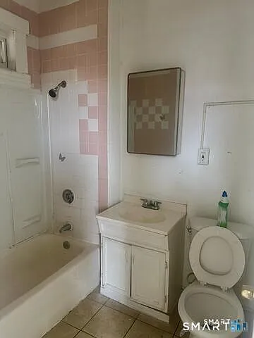 46 Bond St #2 — Photo 9