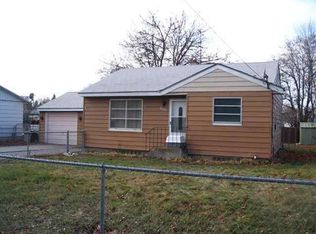 823 N Vista Rd, Spokane, WA 99212