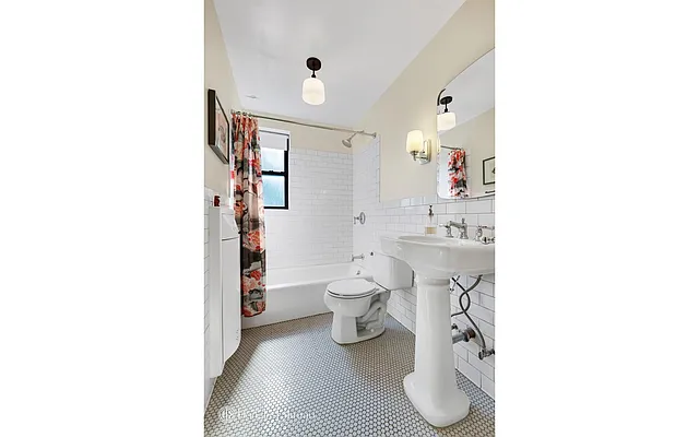 Sold by Douglas Elliman | media 12