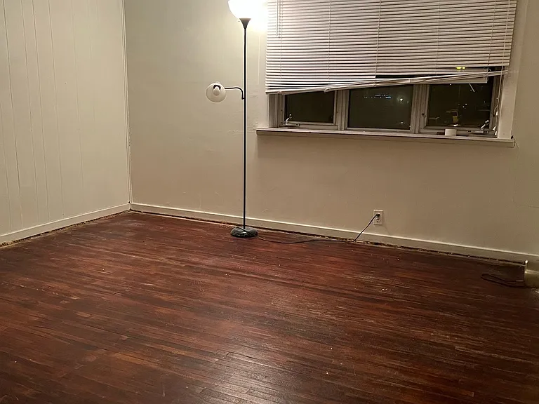 5825 Sylvester St — Photo 6