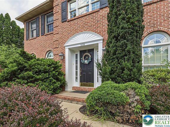 4th image of 3724 Canterbury Rd
