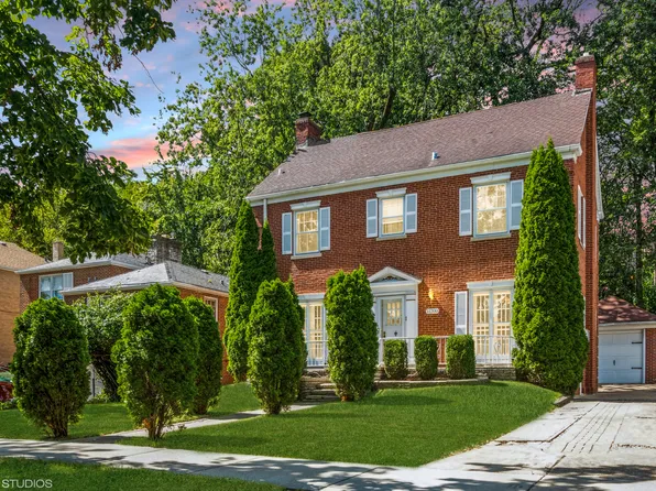 11200 S Longwood Dr, Chicago, IL 60643