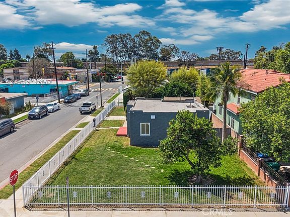 3rd image of 6639 Muriel Ave