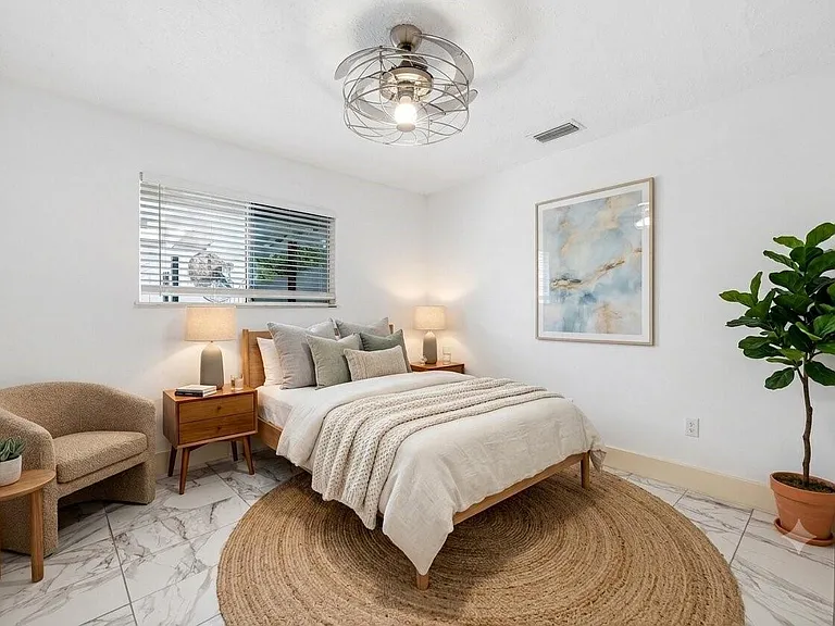 16134 Highlander Dr — Photo 31
