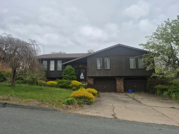 15 Margaret Ave, Archbald, PA 18403