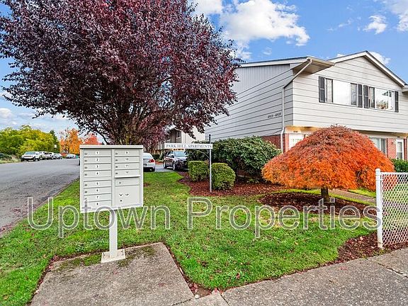 3rd image of 6515 Kansas St