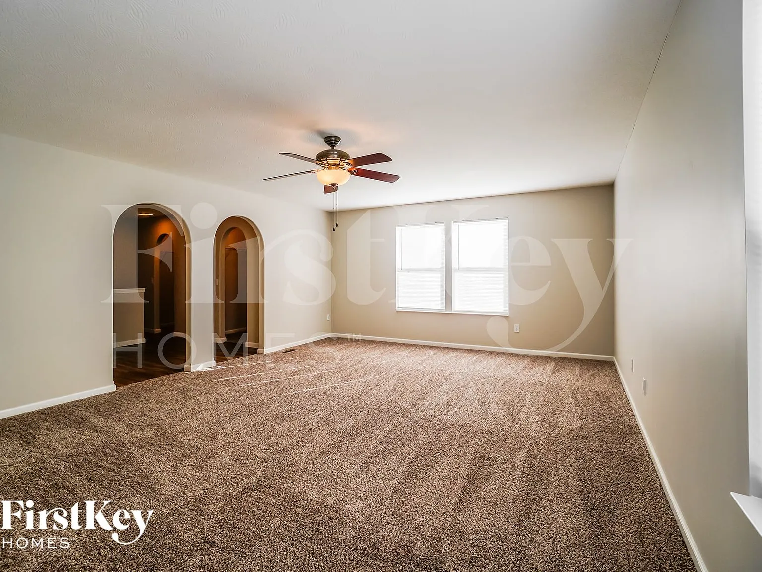 3 bed, 2.5 bath, 2340 sqft, $2,995 — Photo 2