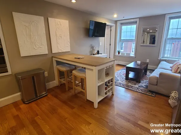 182 Salem St APT 3, Boston, MA 02113