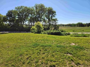 5221 Perfect Dr, Madison, WI 53704