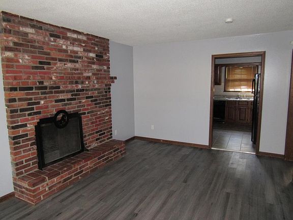 3rd image of 5404 Ditzler Ave
