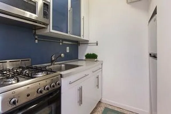 Rented by Randall Property Group, Inc. | media 2