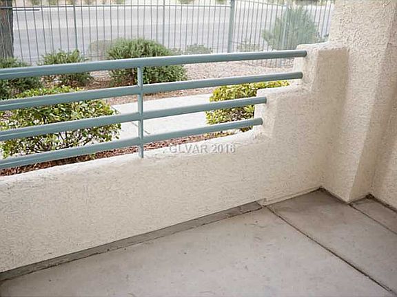 5th image of 5415 W Harmon Ave Unit 1002