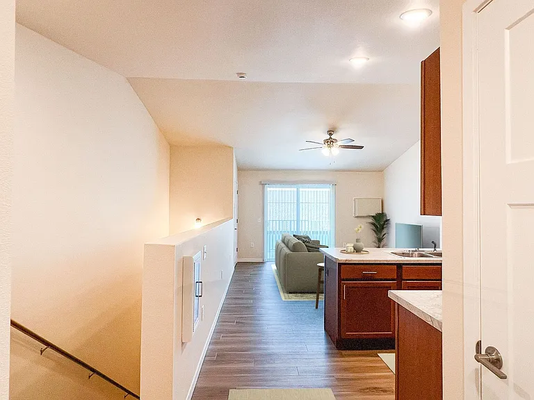 713 Caroline St — Photo 51