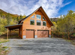 525 Wolf Dr, Eagle River, AK 99577
