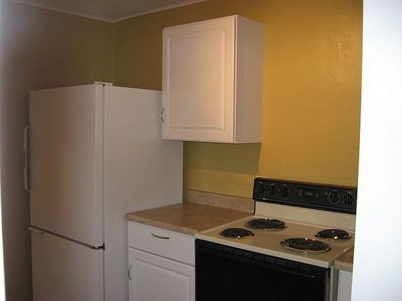 3rd image of 4537 NE 87th Ave