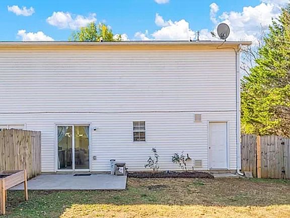 4th image of 1232 Ferd Hickey Rd