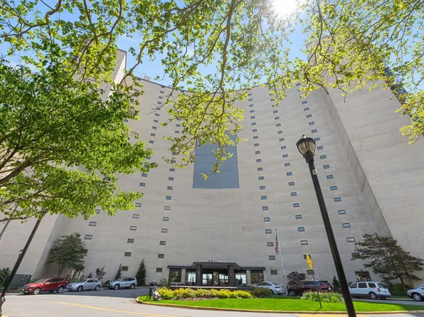 380 Mountain Rd #315, Union City, NJ 07087