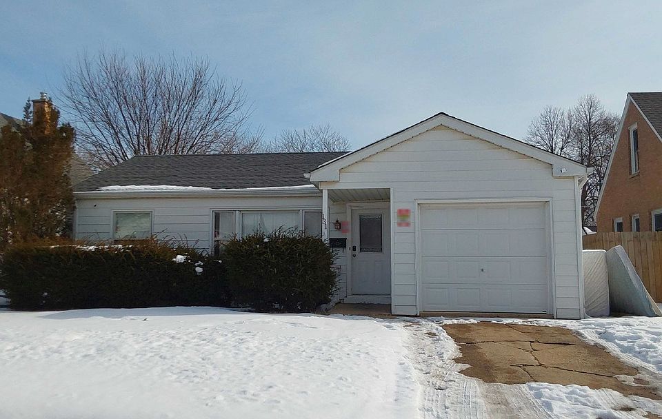 1st image of 131 N Sumac Ave