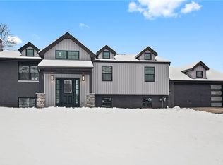 8615 Peters Rd, Cranberry Township, PA 16066