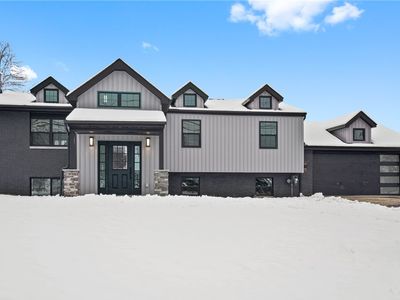 8615 Peters Rd, Cranberry Township, PA, 16066