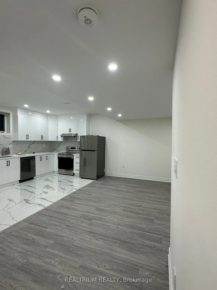 Building Photo - 32 Slader Heights St #LOWER
