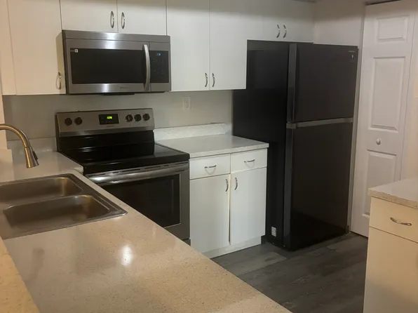 3844 Lyons Rd APT 206, Pompano Beach, FL 33073