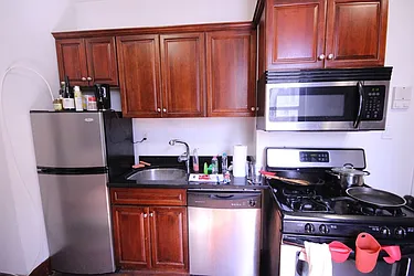 Rented by Dynamik Realty