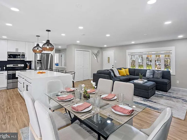 4307 San Carlos Dr — Photo 6