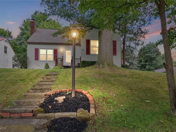 562 Bloomington Dr, Wooster, OH 44691