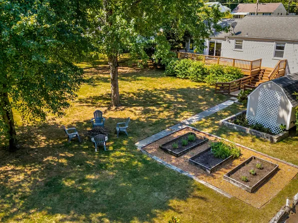 5626 Meadowcrest Ln, Nashville, TN 37209