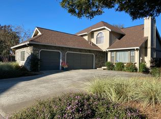 576 Creekside Ln, Morgan Hill, CA 95037