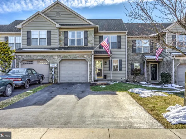 169 Bridle Path, New Holland, PA 17557