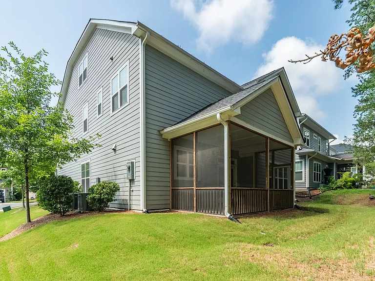 500 Kings Lake Way — Photo 32