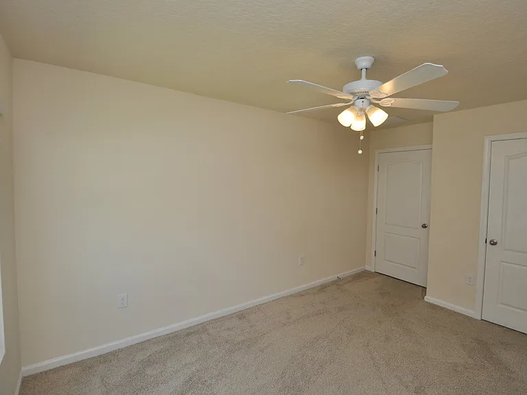 80 Oakleaf Way — Photo 29