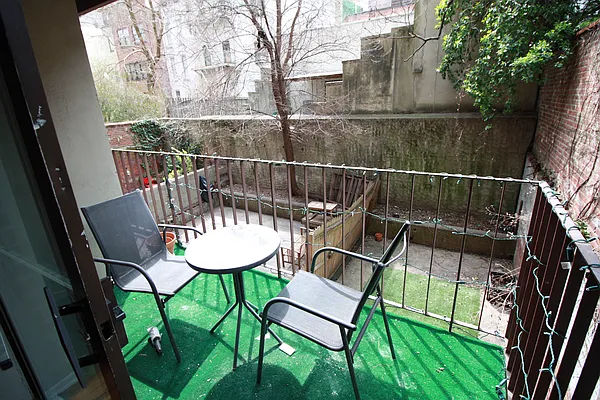 Rented by Mason Group LLC | media 16