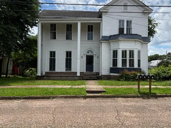 610 3rd Ave S #1, Columbus, MS 39701