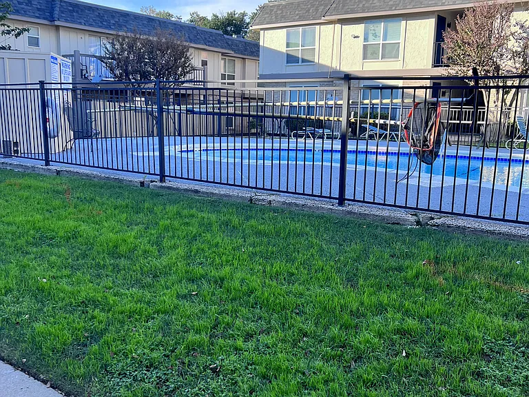 Autumn Creek Apartments — Photo 6