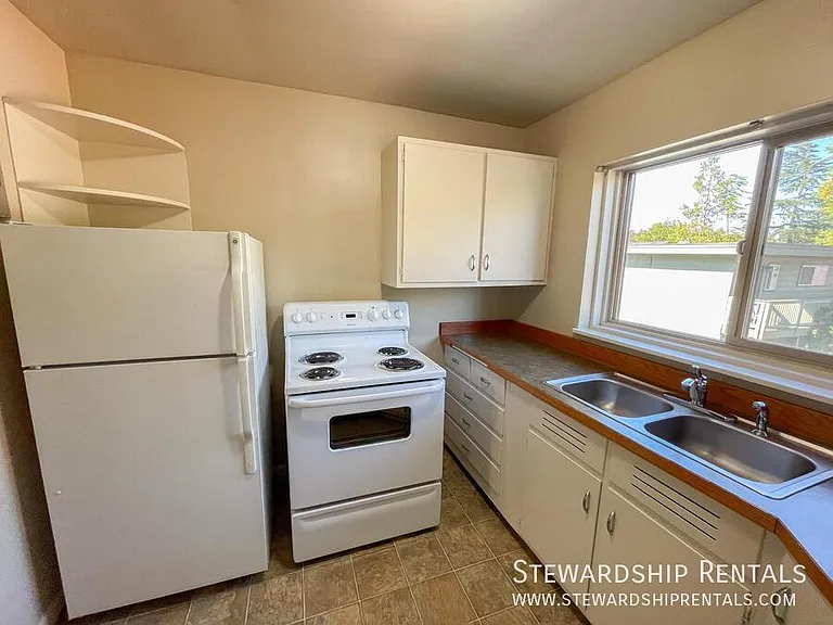 350 E 18th Ave #5 — Photo 7