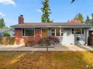 520 N 200th St, Shoreline, WA 98133