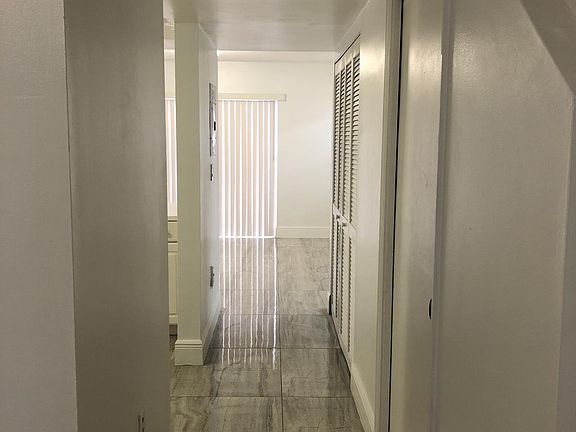 4th image of 9201 Fontainebleau Blvd #604