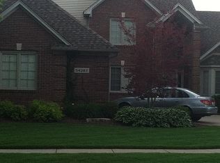 54387 Maple Creek Ct, Shelby Township, MI 48316