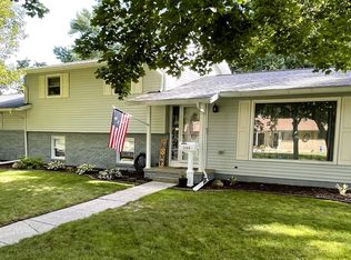 2108 E Wyllys St, Midland, MI 48642