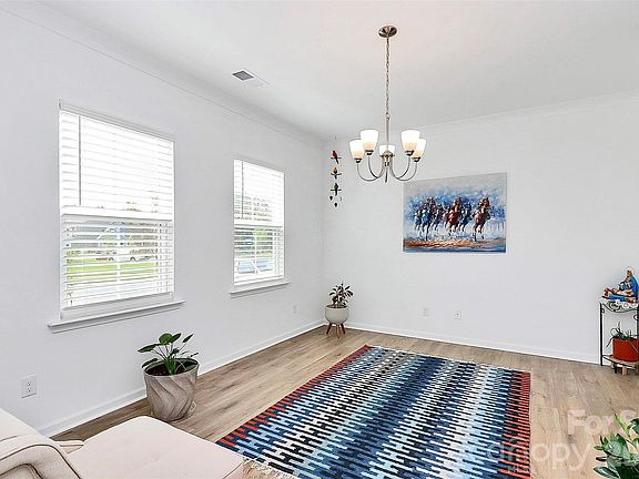 4th image of 13140 Sudwick Ln