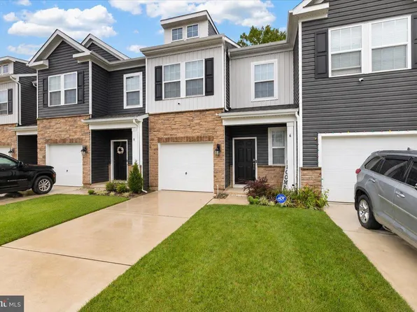 6 Whaler Dr, Runnemede, NJ 08078