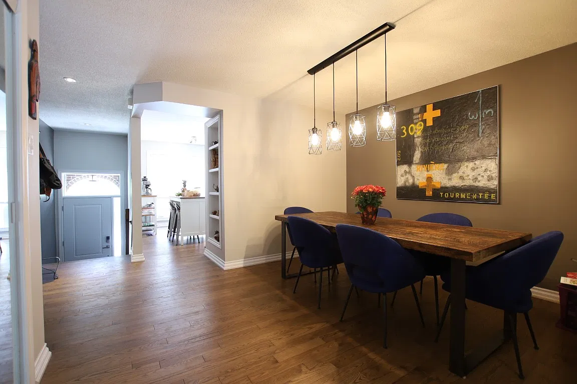 483 Churchill Ave North — Photo 3