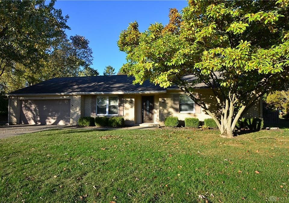 1st image of 3811 Willow Creek Dr