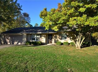 3811 Willow Creek Dr, Dayton, OH 45415