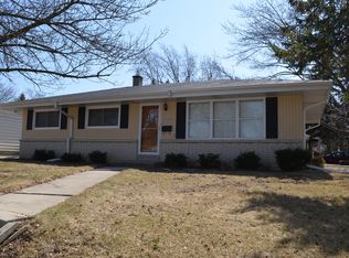N84W14707 Menomonee Ave, Menomonee Falls, WI 53051